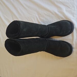 Black Classic Tall UGGS Size 7